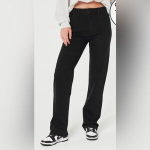 Hollister ultra high-rise, denim jeans 👖 size W24 L21 Jean in black wash.